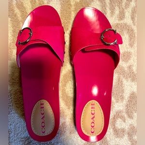 Coach Bleeker Suede Sandal Barbie Shocking Pink!